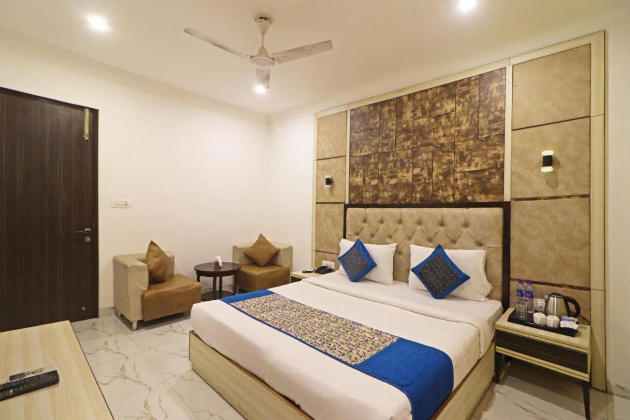 Hotel Almora Near Delhi Airport New Delhi Exterior photo