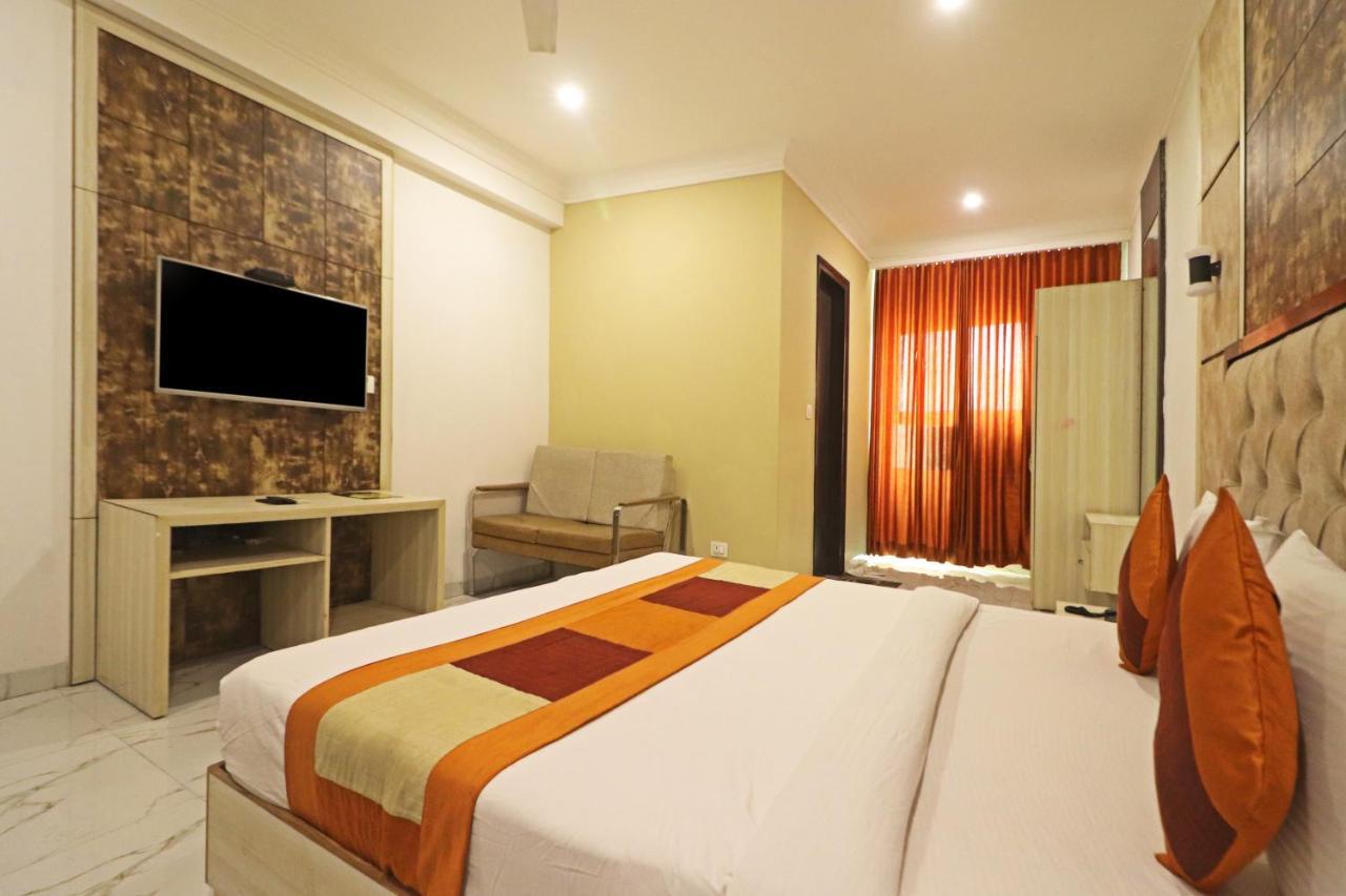 Hotel Almora Near Delhi Airport New Delhi Exterior photo