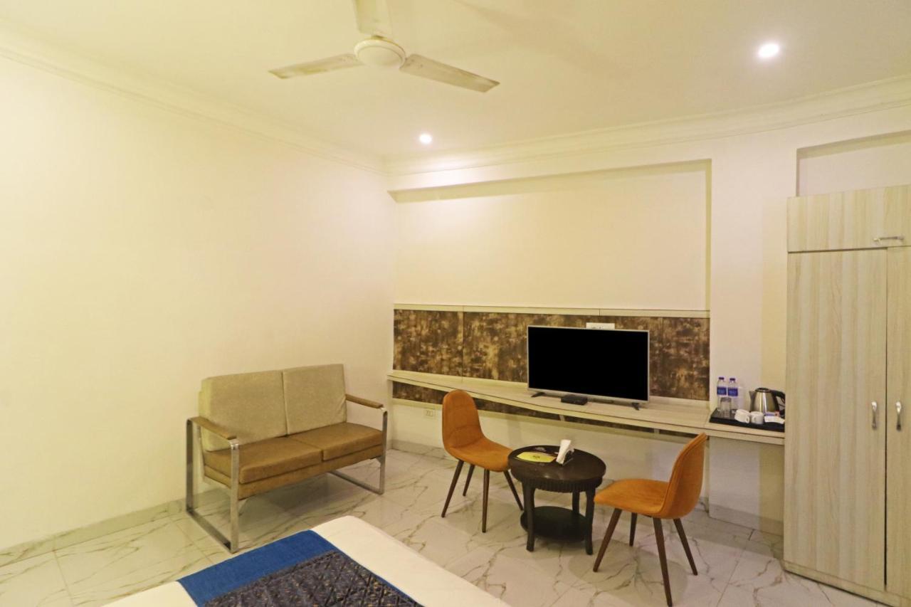 Hotel Almora Near Delhi Airport New Delhi Exterior photo