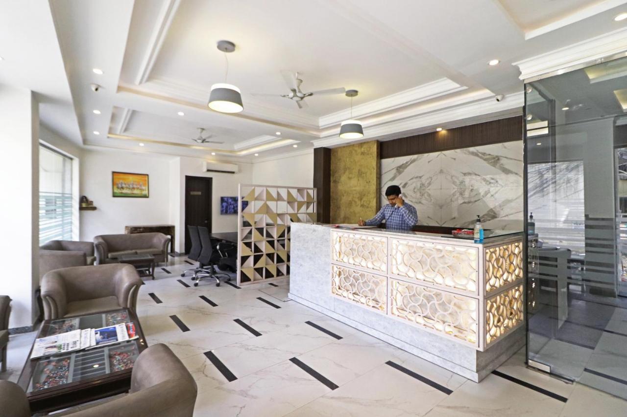 Hotel Almora Near Delhi Airport New Delhi Exterior photo